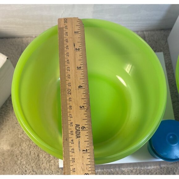Tupperware Salad on the Go 6 Cup Green With Blue Midget Container No Fork - Picture 5 of 6